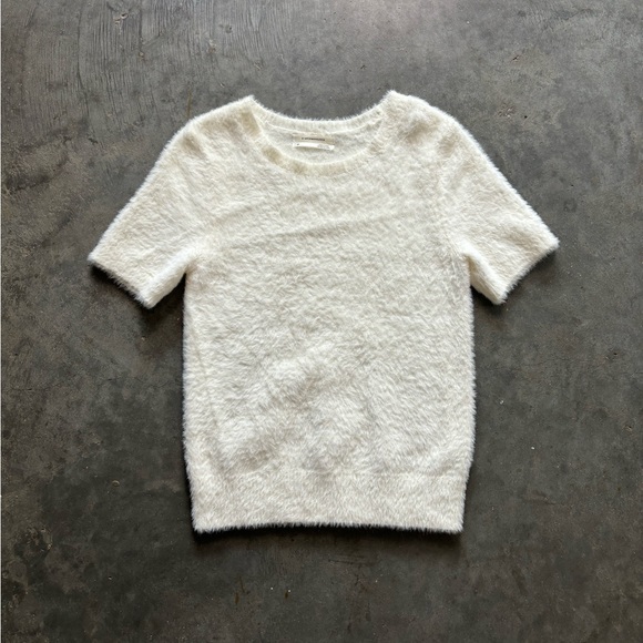 Anthroplogie fuzzy sweater top - Picture 2 of 8